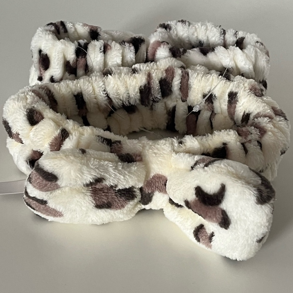 Leopard Print Fuzzy Headband